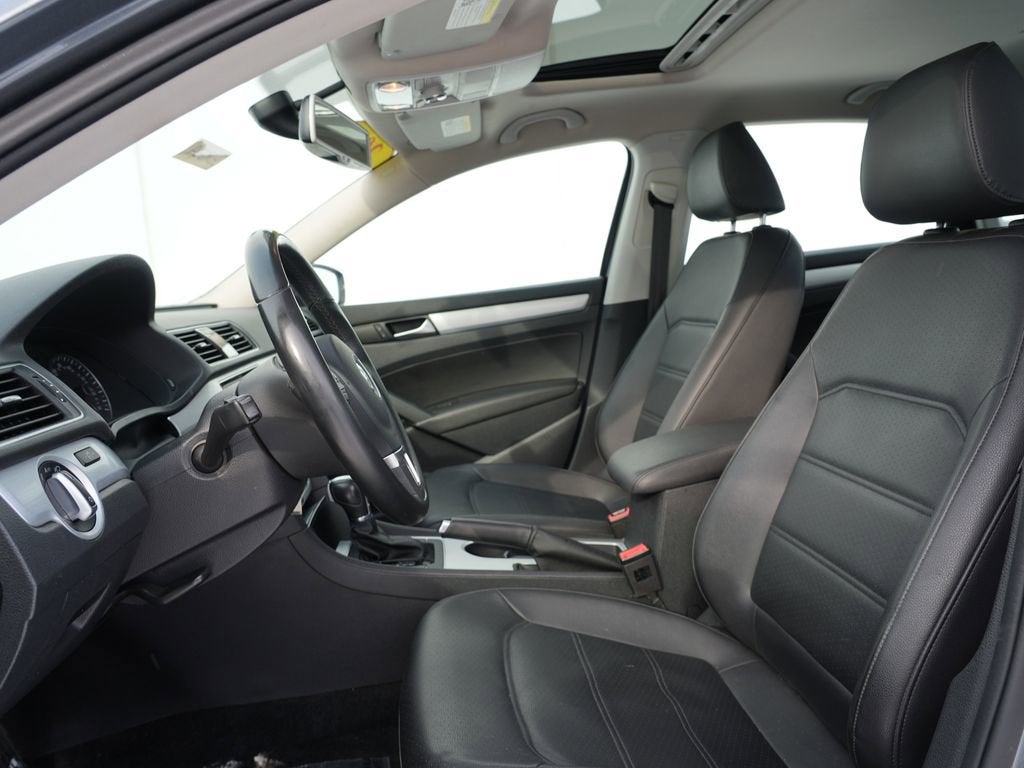 2013 Volkswagen Passat SE