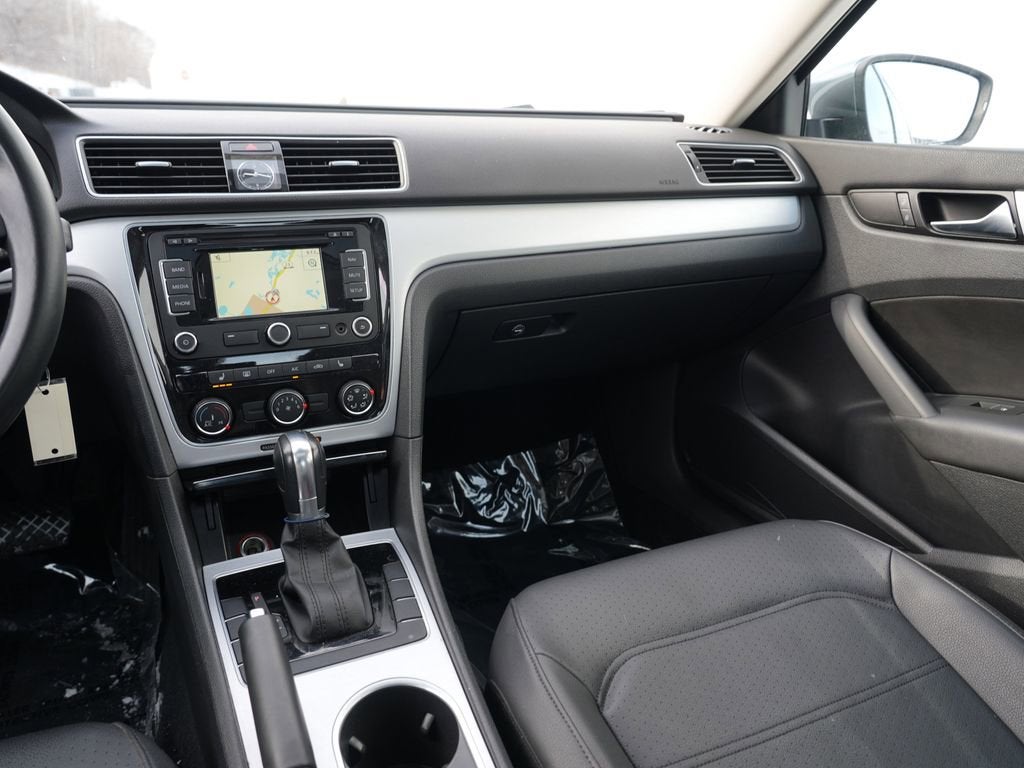 2013 Volkswagen Passat SE