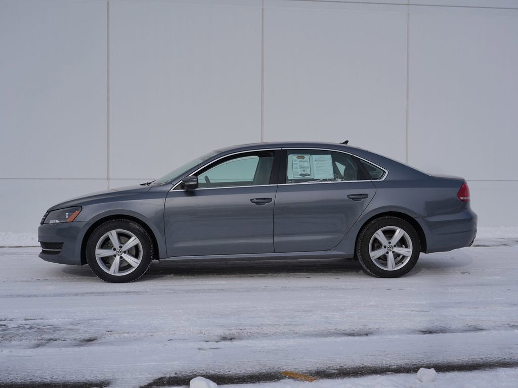 2013 Volkswagen Passat SE