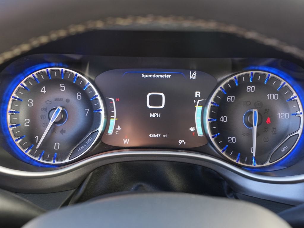 2024 Chrysler Pacifica Touring L