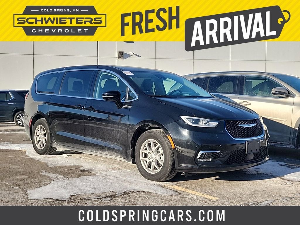 2024 Chrysler Pacifica Touring L
