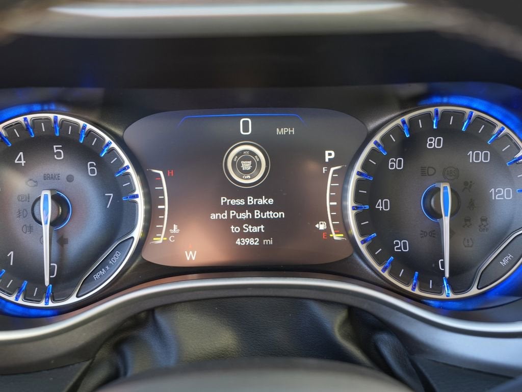 2024 Chrysler Pacifica Touring L