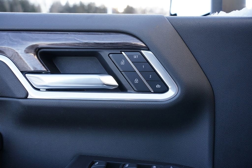 2025 Chevrolet Silverado 3500 HD LTZ