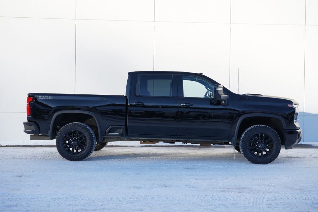 2025 Chevrolet Silverado 3500 HD LTZ