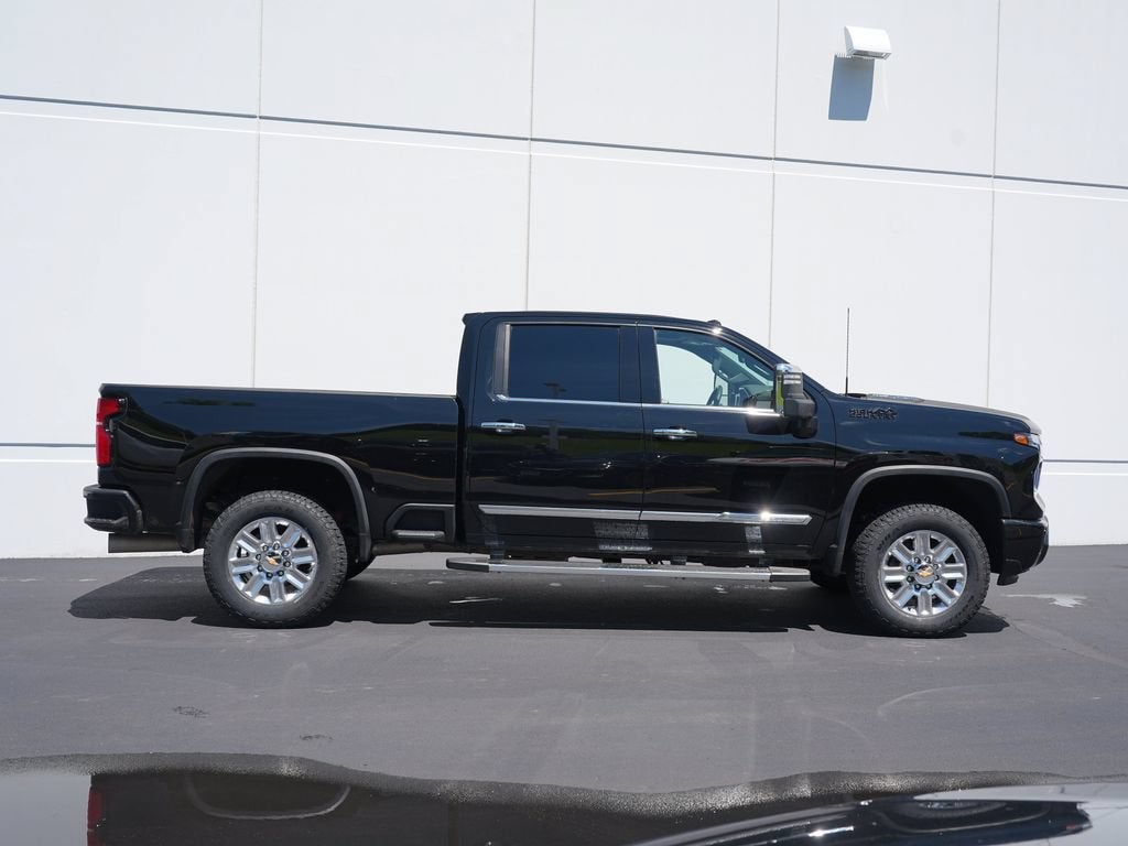 Used 2025 Chevrolet Silverado 3500HD High Country with VIN 2GC4KVEY1S1113292 for sale in Cold Spring, Minnesota
