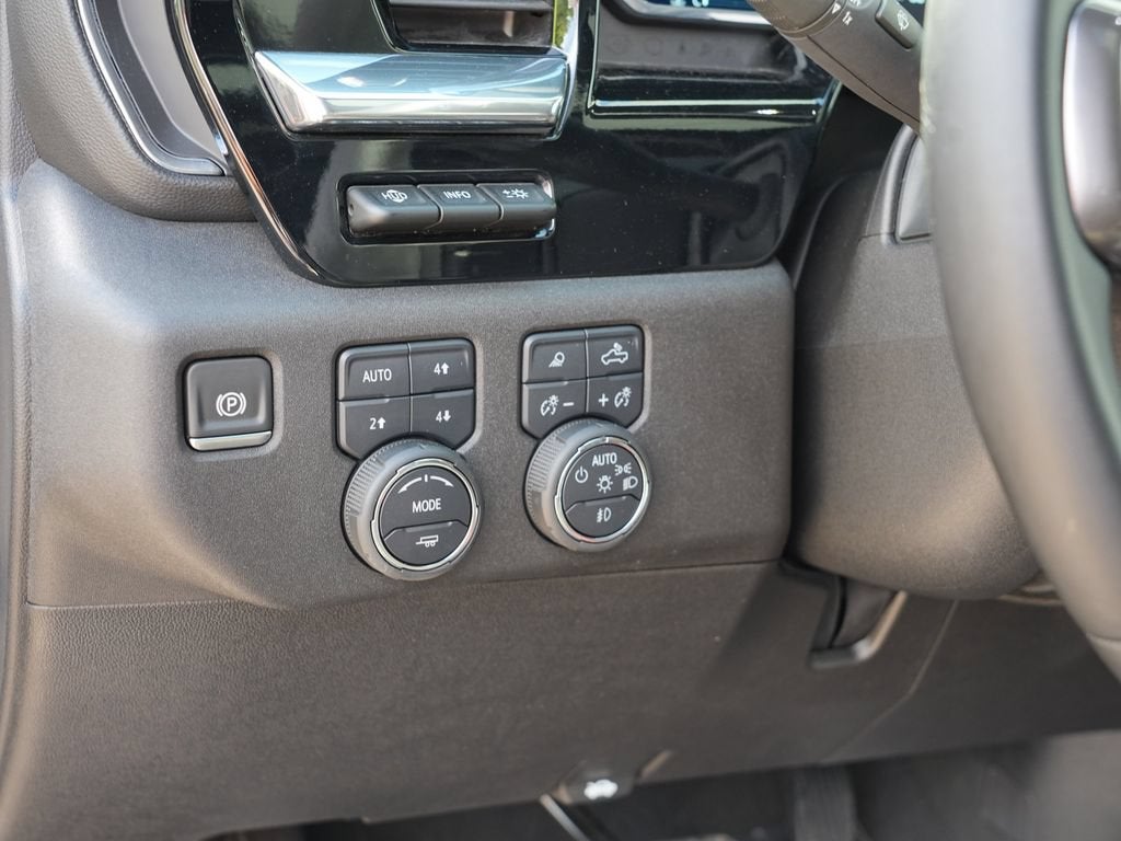 2025 Chevrolet Silverado 3500HD High Country - Photo 16