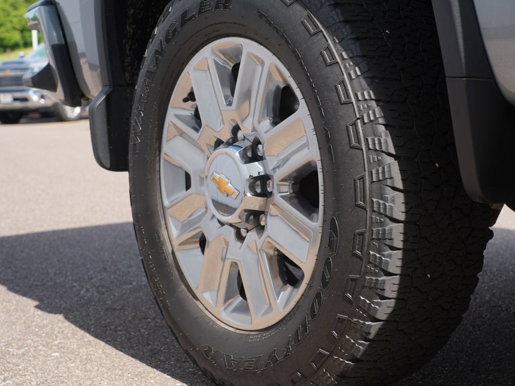 2025 Chevrolet Silverado 3500HD High Country - Photo 31