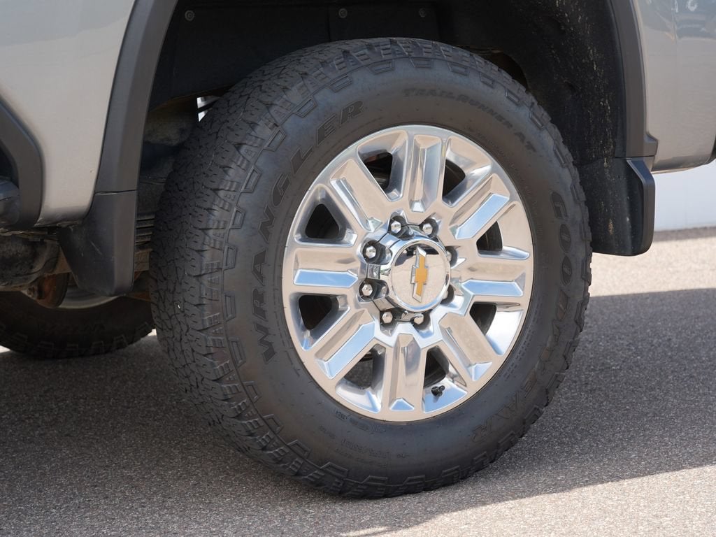 2025 Chevrolet Silverado 3500HD High Country - Photo 34