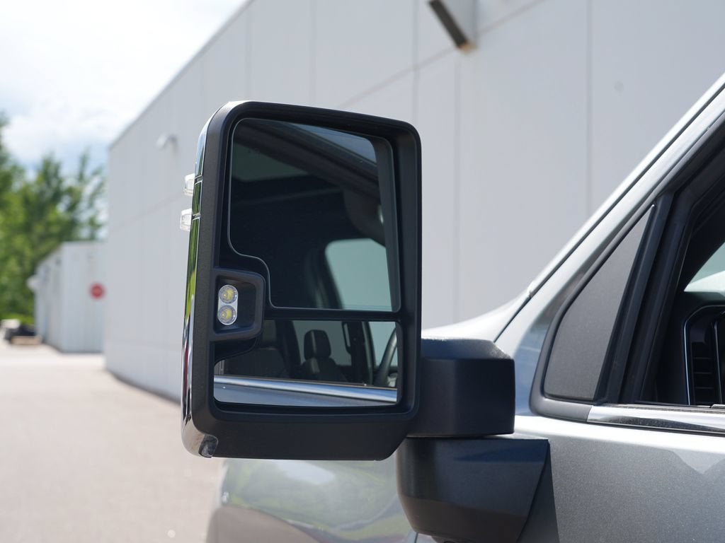 2025 Chevrolet Silverado 3500HD High Country - Photo 36