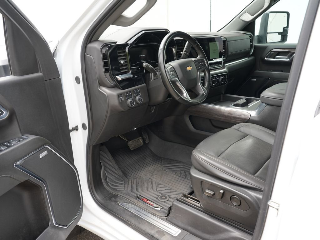 2024 Chevrolet Silverado 3500 HD LTZ