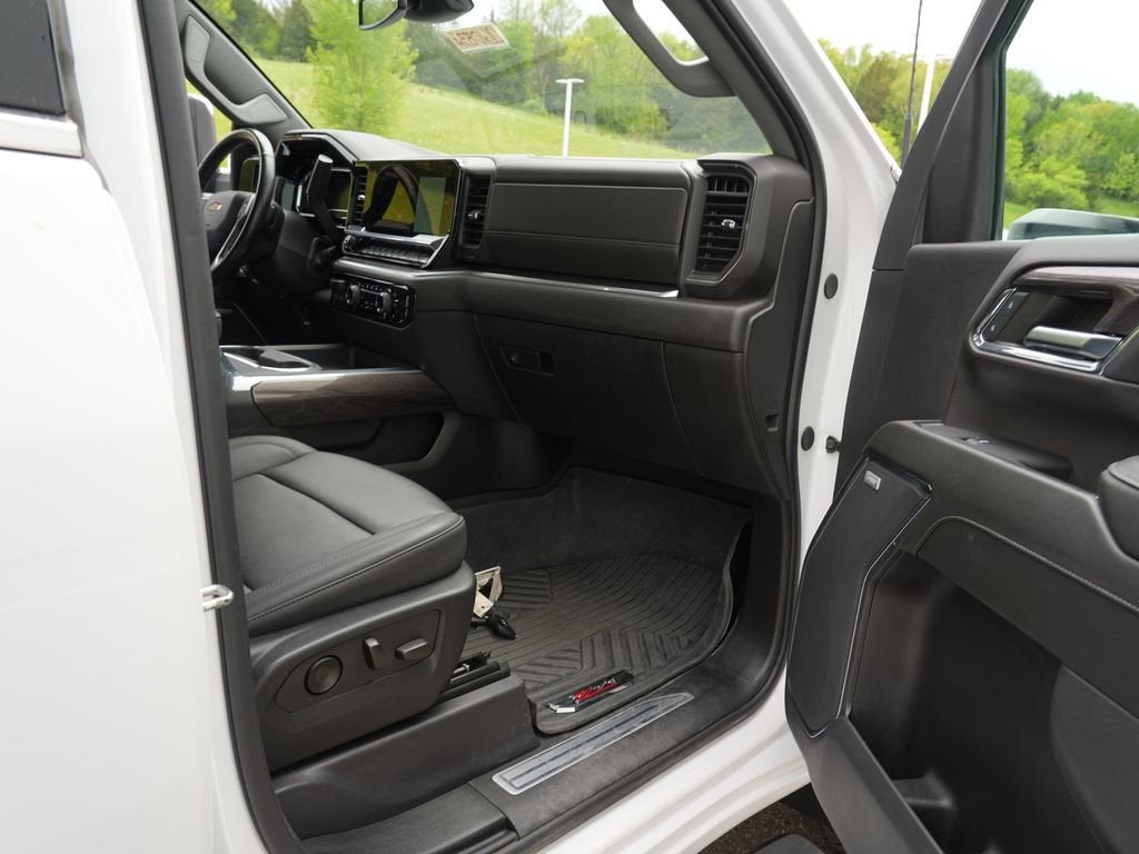 2024 Chevrolet Silverado 3500 HD LTZ
