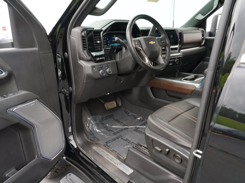 2024 Chevrolet Silverado 3500 HD High Country