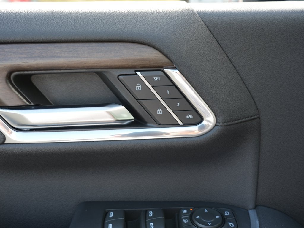 2024 Chevrolet Silverado 3500HD High Country - Photo 18