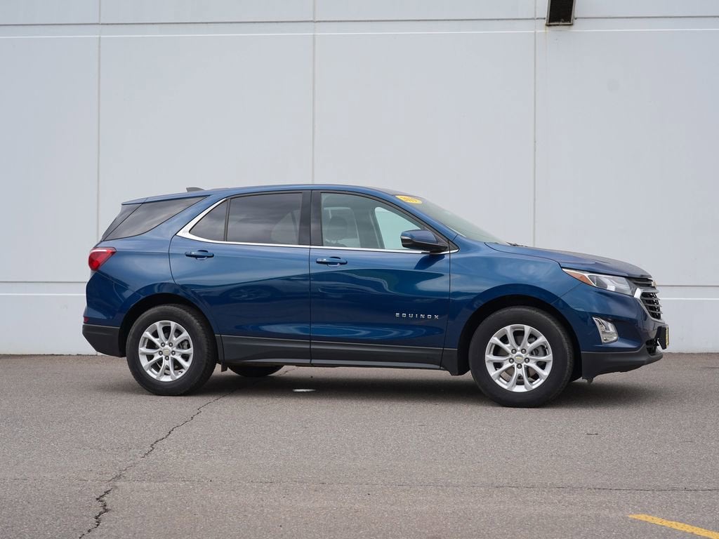 Used 2019 Chevrolet Equinox LT with VIN 2GNAXKEV3K6304425 for sale in Cold Spring, Minnesota