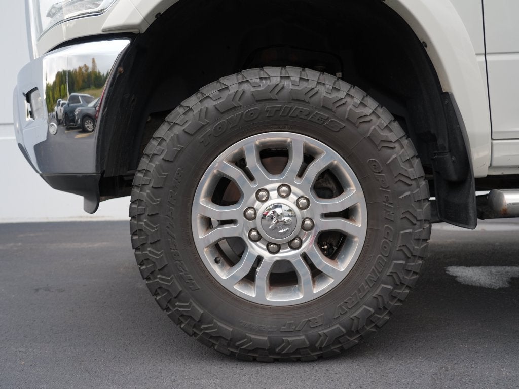 2017 RAM 2500 Laramie Mega Cab 4x4 6'4" Box