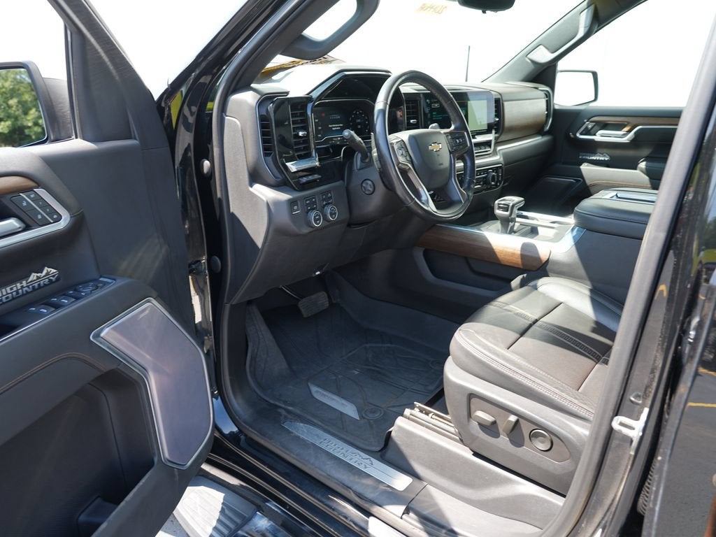 2022 Chevrolet Silverado 1500 High Country