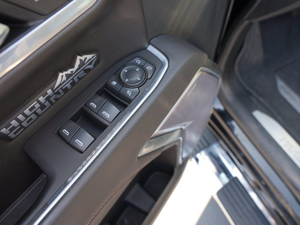 2022 Chevrolet Silverado 1500 High Country