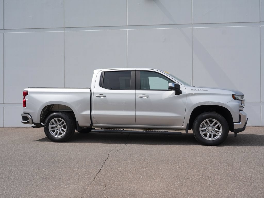 Used 2020 Chevrolet Silverado 1500 LT with VIN 3GCUYDED6LG265762 for sale in Cold Spring, Minnesota