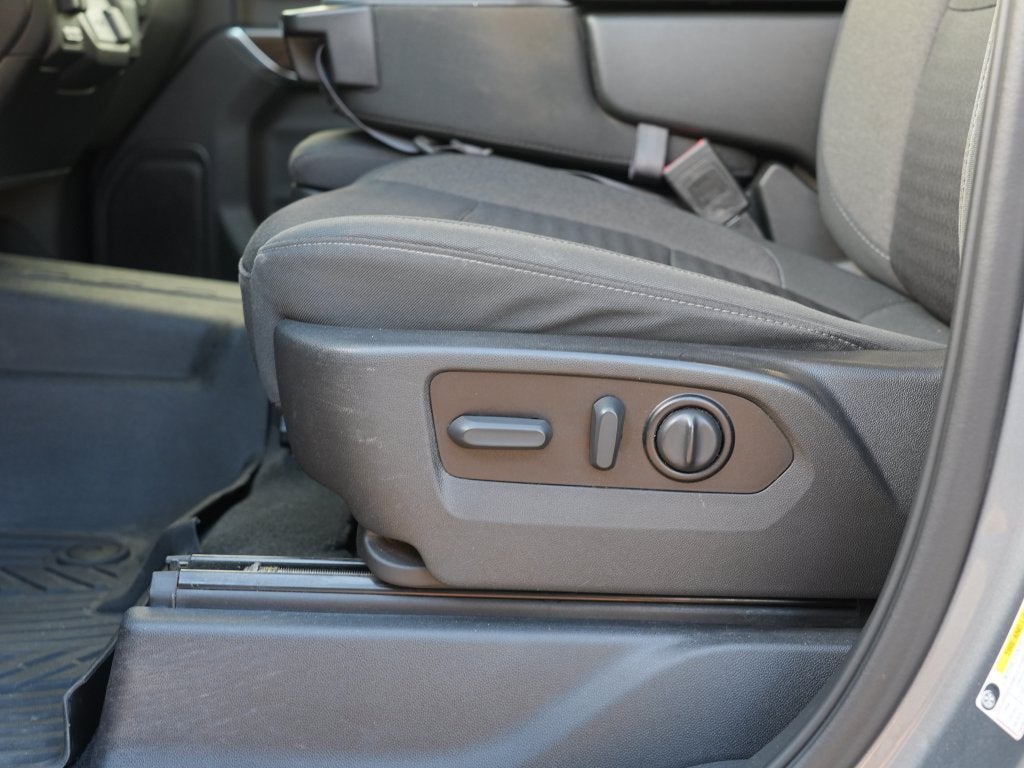 2021 Chevrolet Silverado 1500 LT - Photo 16