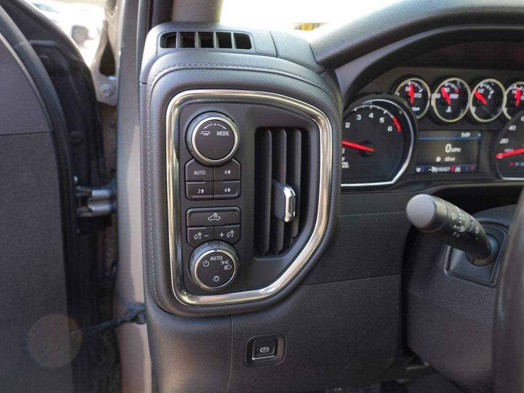 2021 Chevrolet Silverado 1500 LT - Photo 17