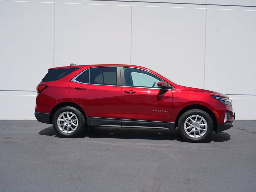 Used 2022 Chevrolet Equinox LT with VIN 3GNAXUEV8NL213923 for sale in Cold Spring, Minnesota