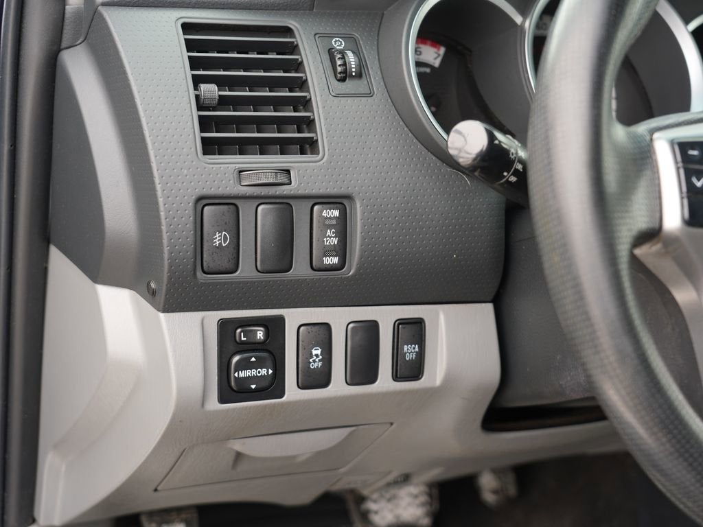 2013 Toyota Tacoma 4WD Double Cab LB V6 AT (Natl)