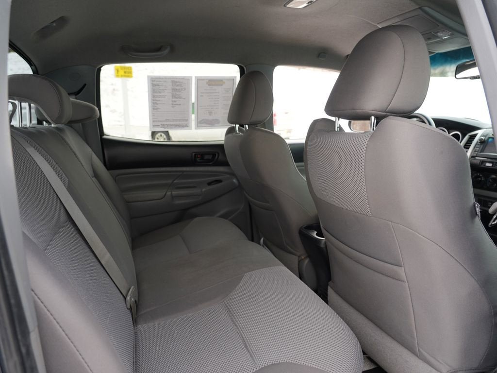 2013 Toyota Tacoma 4WD Double Cab LB V6 AT (Natl)