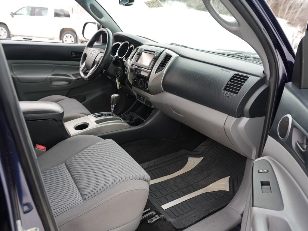 2013 Toyota Tacoma 4WD Double Cab LB V6 AT (Natl)