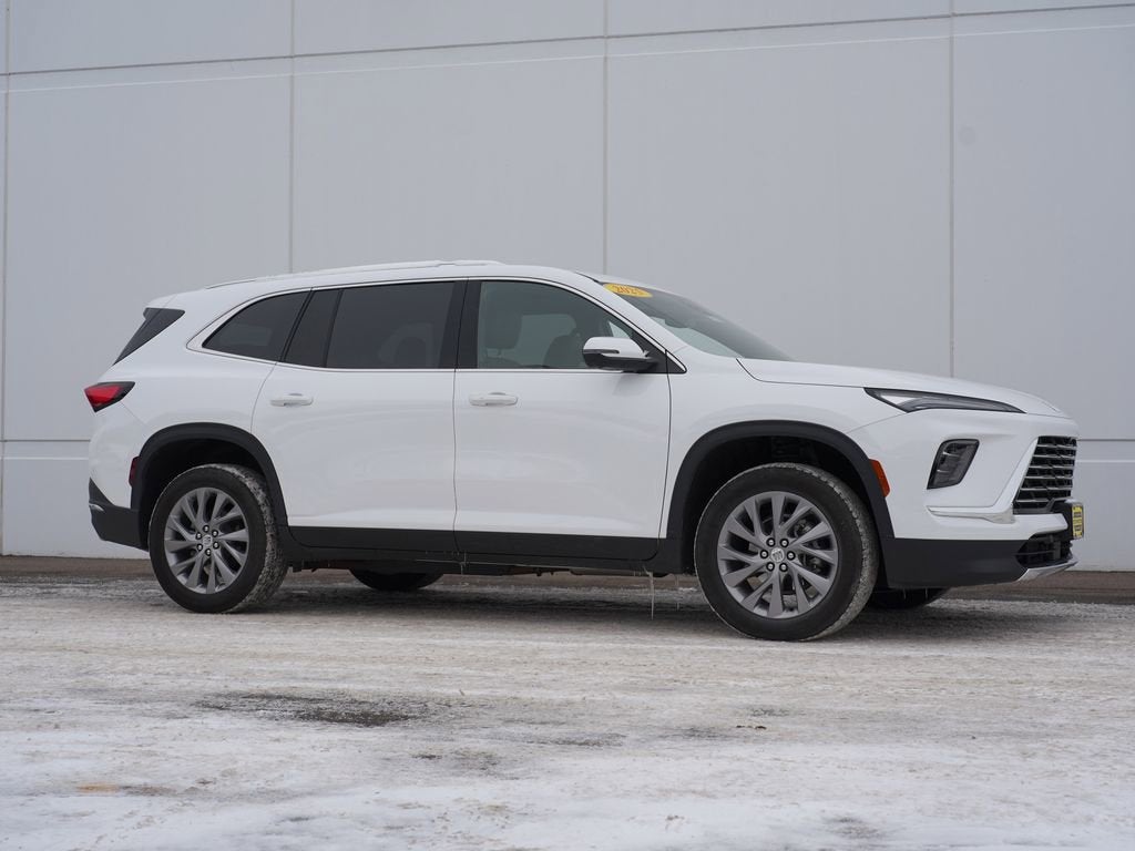 Used 2025 Buick Enclave Preferred with VIN 5GAEVARS0SJ233201 for sale in Cold Spring, Minnesota