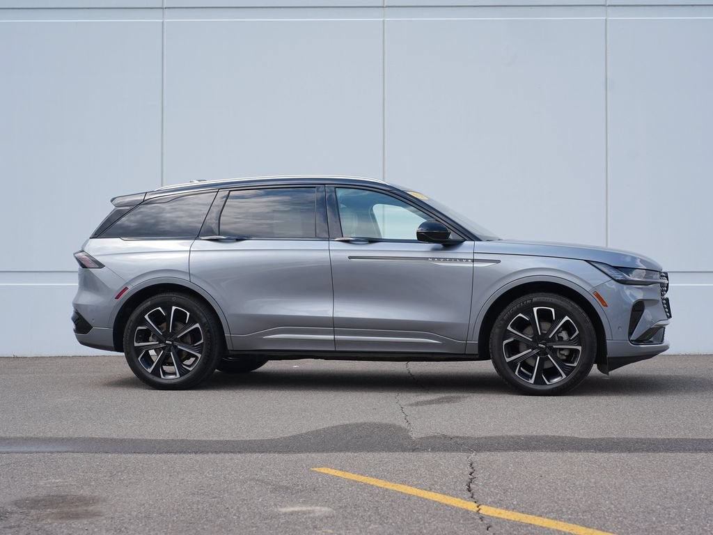 Used 2024 Lincoln Nautilus Reserve with VIN 5LMPJ8KAXRJ795932 for sale in Cold Spring, Minnesota