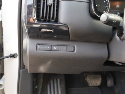 2023 Nissan Pathfinder SV