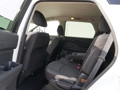 2023 Nissan Pathfinder SV