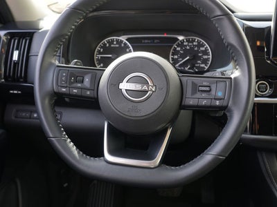 2023 Nissan Pathfinder SV