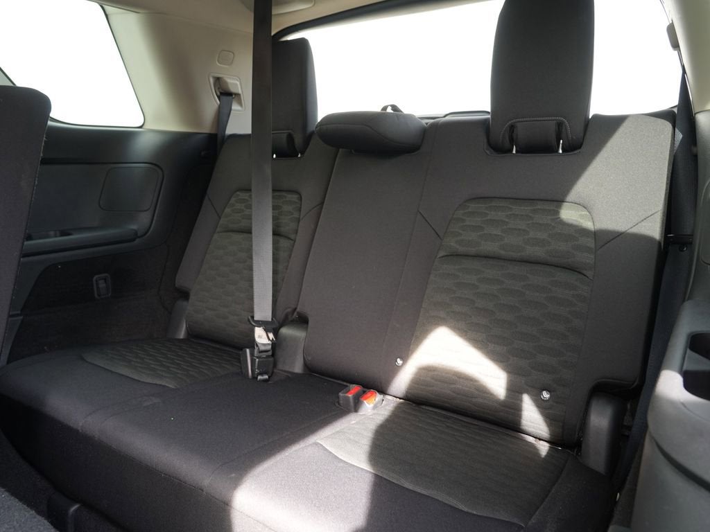 2023 Nissan Pathfinder SV