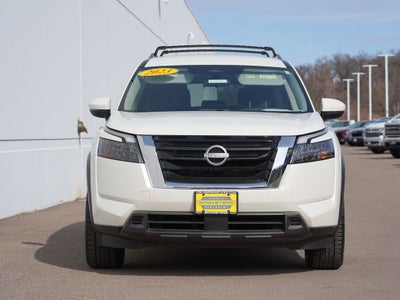 2023 Nissan Pathfinder SV