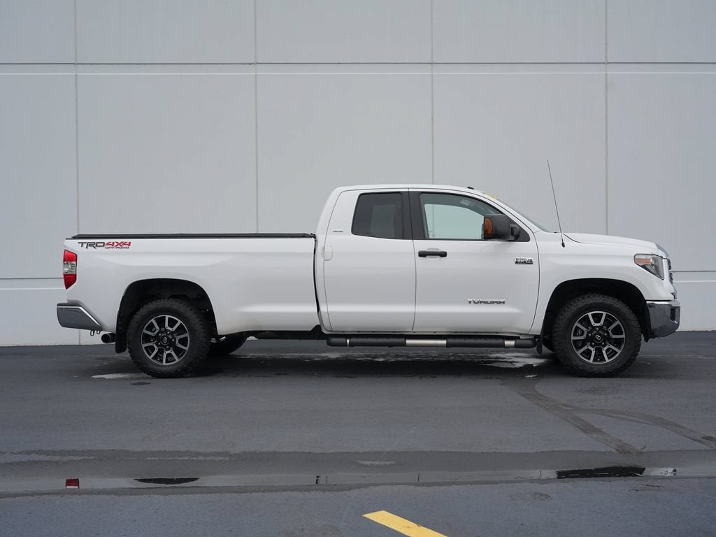 Used 2018 Toyota Tundra SR5 with VIN 5TFCW5F17JX022708 for sale in Cold Spring, Minnesota