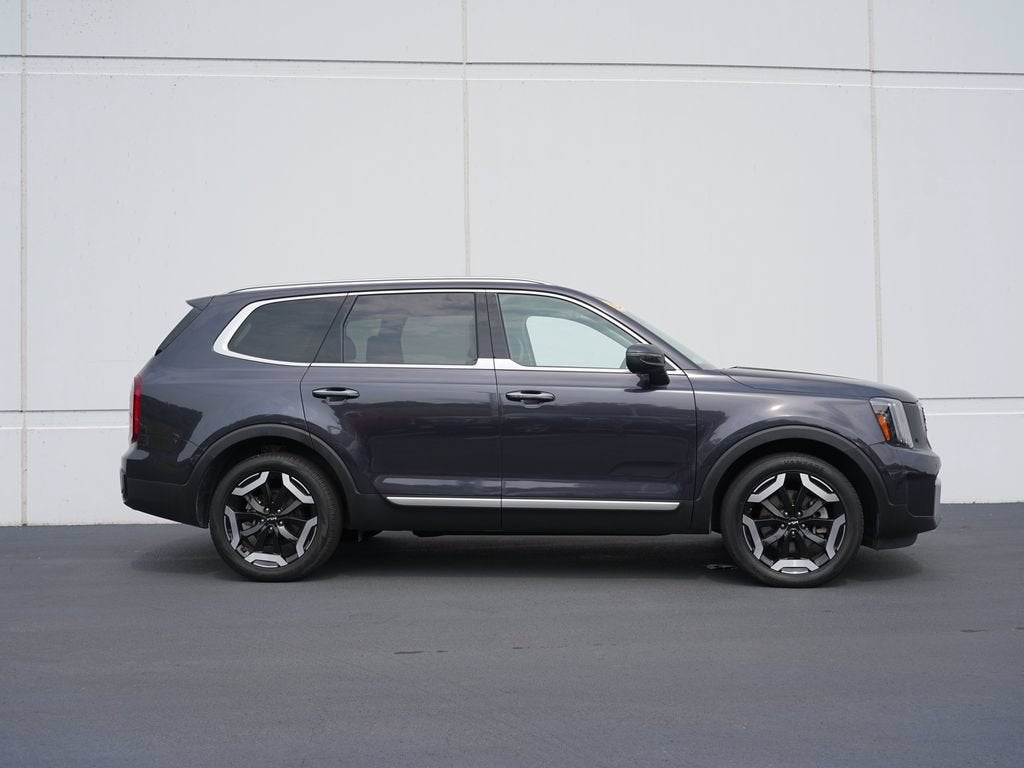 Used 2025 Kia Telluride S with VIN 5XYP6DGC2SG680159 for sale in Cold Spring, Minnesota