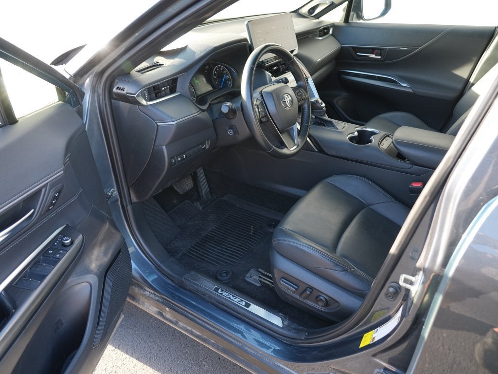 2024 Toyota Venza XLE