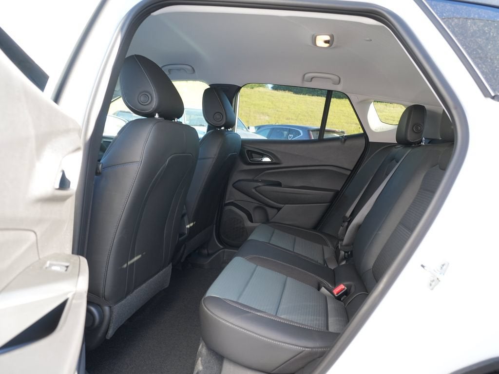 2026 Chevrolet Trax LT - Photo 10