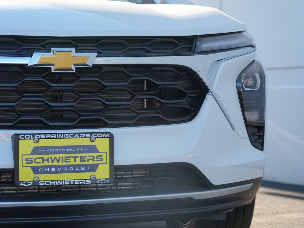 2026 Chevrolet Trax LT - Photo 6