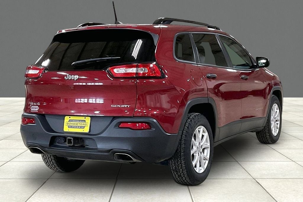 2016 Jeep Cherokee Sport