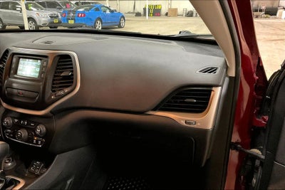 2016 Jeep Cherokee Sport