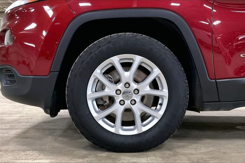 2016 Jeep Cherokee Sport