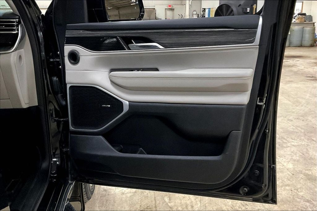 2022 Jeep Wagoneer Series II