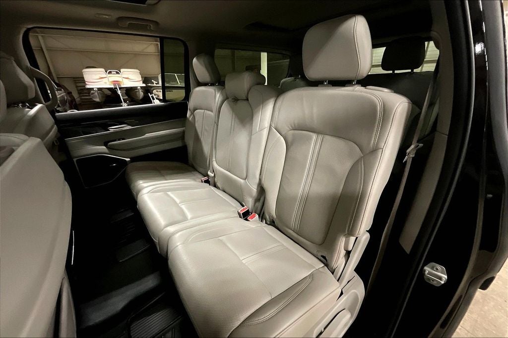 2022 Jeep Wagoneer Series II