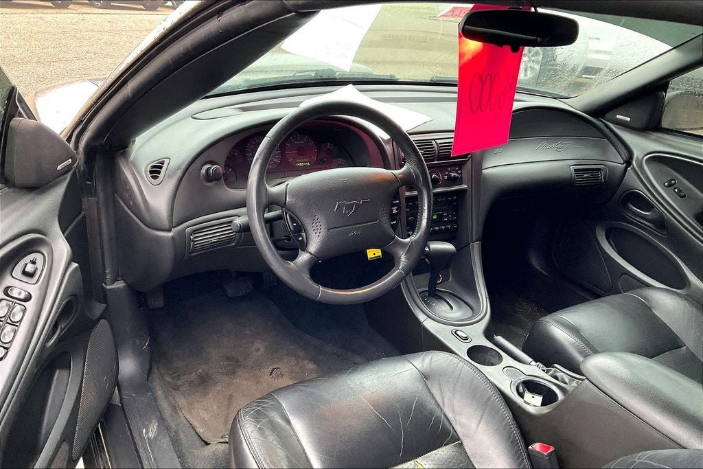 2002 Ford Mustang GT Deluxe