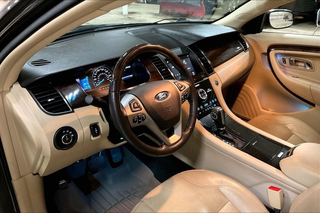 2017 Ford Taurus Limited