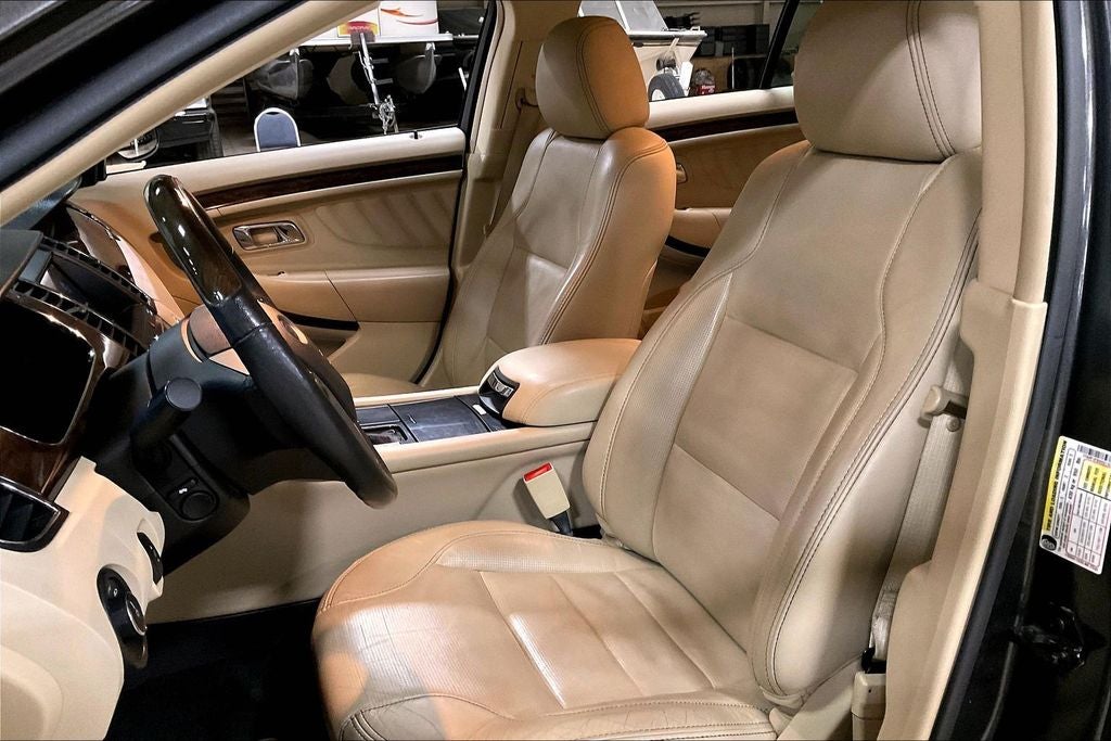 2017 Ford Taurus Limited