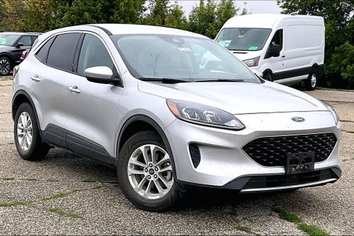 2020 Ford Escape SE