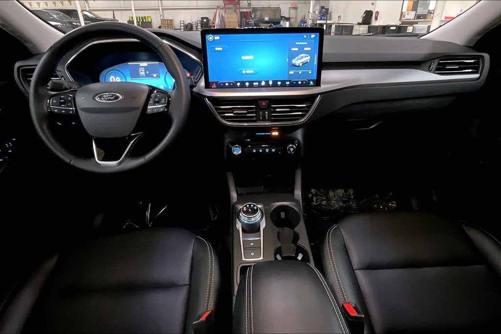 2025 Ford Escape Platinum
